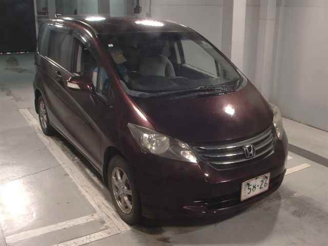 HONDA FREED 2012