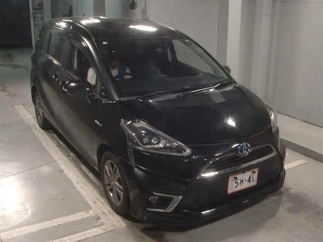TOYOTA SIENTA 2016