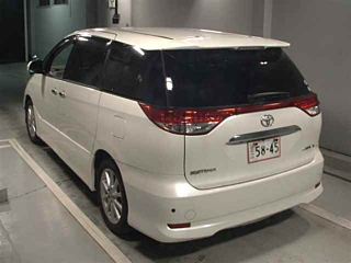 TOYOTA ESTIMA 2010