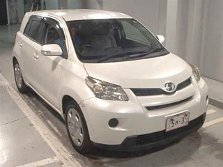 TOYOTA IST 2008