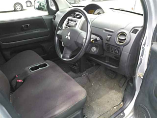 MITSUBISHI TOPPO 2008