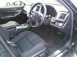 TOYOTA CROWN 2013