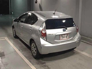 Заказать TOYOTA AQUA