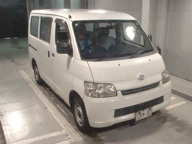 TOYOTA TOWN ACE VAN 2012