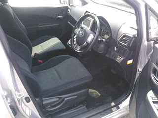 TOYOTA RACTIS 2011
