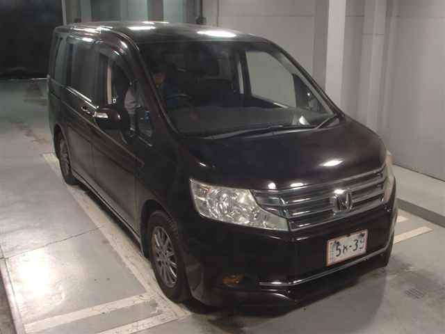 HONDA STEP WAGON 2012