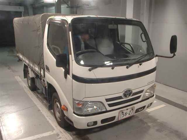 TOYOTA DYNA 2014