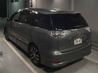 TOYOTA ESTIMA 2014