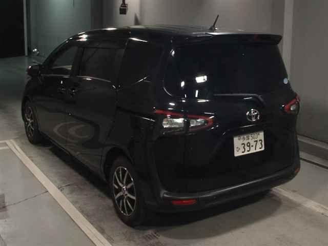 TOYOTA SIENTA 2017