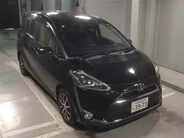 TOYOTA SIENTA 2017