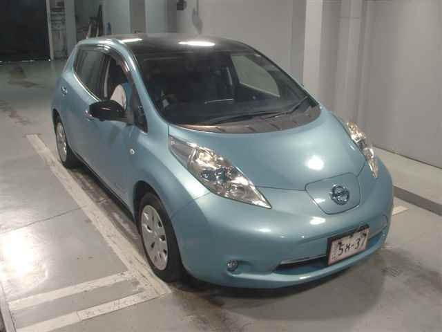 NISSAN LEAF 2016