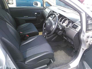 NISSAN TIIDA 2010
