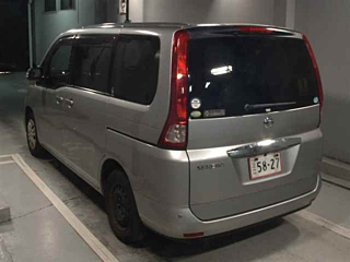 NISSAN SERENA 2009