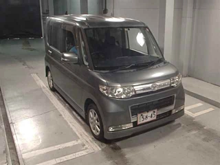 DAIHATSU TANTO 2008