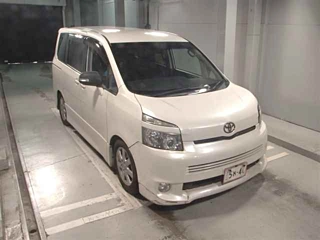 TOYOTA VOXY 2008