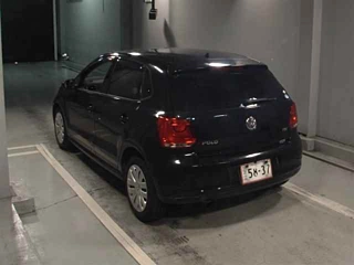 VOLKSWAGEN POLO 2010