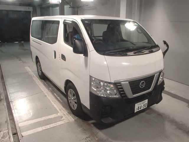 NISSAN CARAVAN VAN 2018