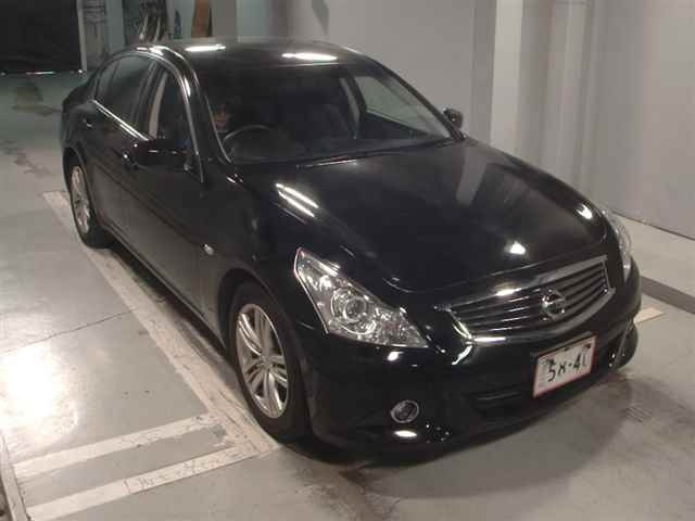 NISSAN SKYLINE 2013