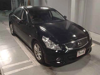 NISSAN SKYLINE 2013