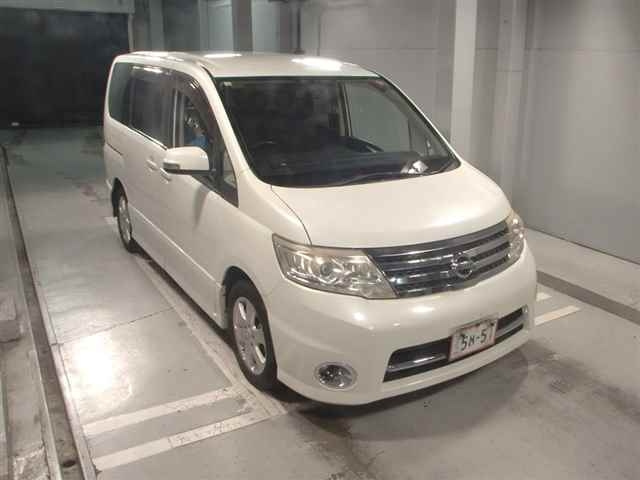 NISSAN SERENA 2010