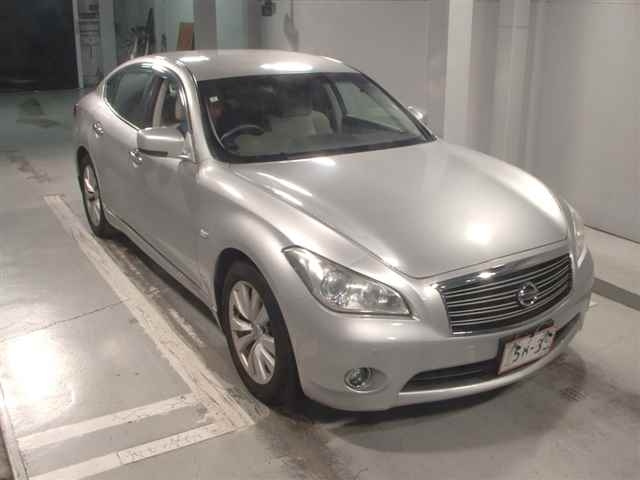 NISSAN FUGA 2011