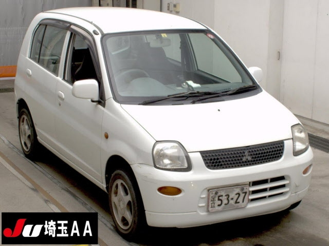 MITSUBISHI MINICA 2011