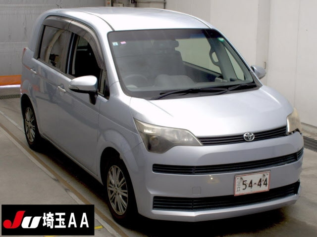 TOYOTA SPADE 2013
