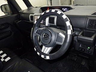 DAIHATSU WAKE 2016