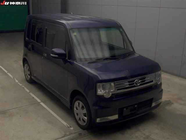 TOYOTA PIXIS SPACE 2012