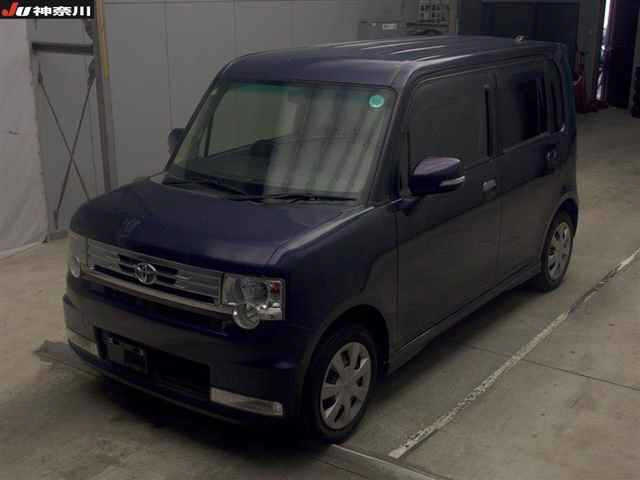 TOYOTA PIXIS SPACE 2012