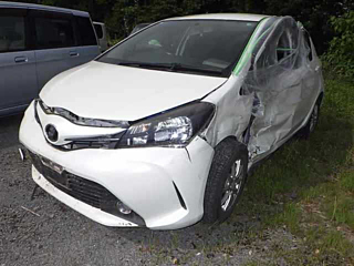 TOYOTA VITZ 2014