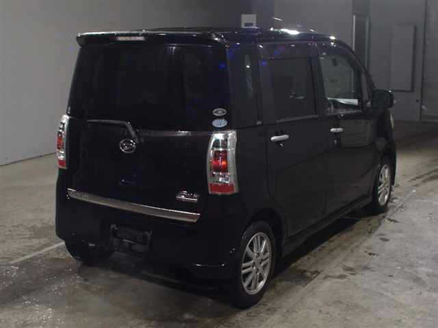 DAIHATSU TANTO EXE 2010