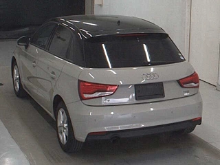 AUDI A1 8XCHZ