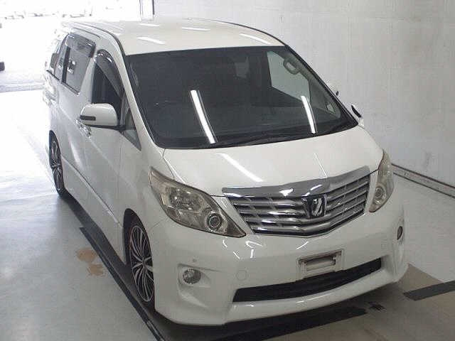 TOYOTA ALPHARD 2010