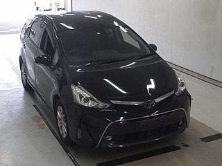 TOYOTA PRIUS ALPHA 2015