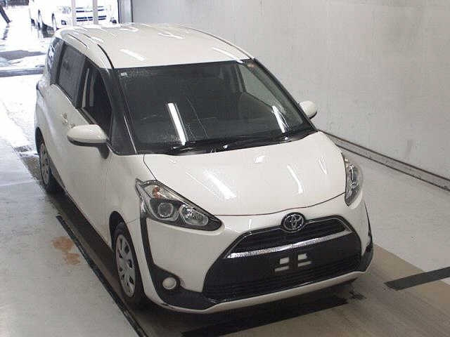TOYOTA SIENTA 2018