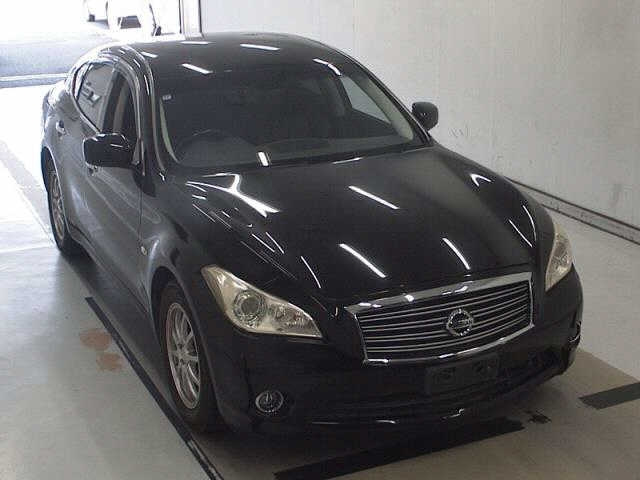 NISSAN FUGA 2009