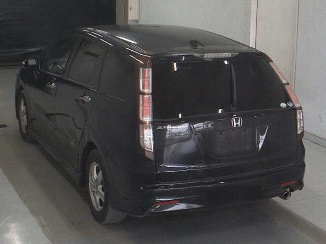 HONDA STREAM 2010