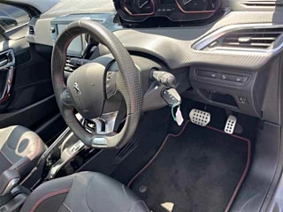 PEUGEOT 2008 2016