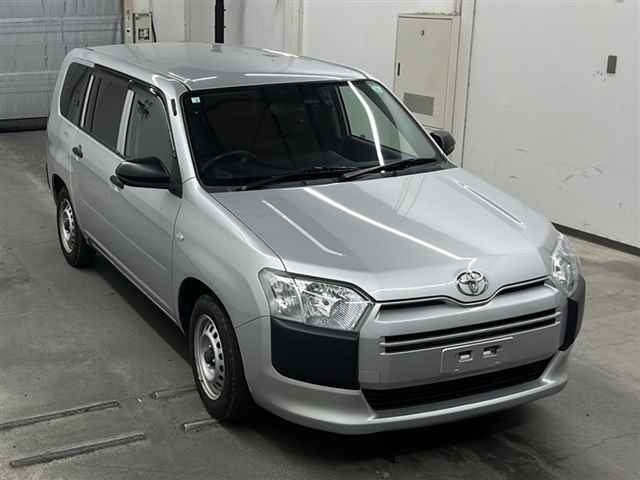TOYOTA PROBOX 2022