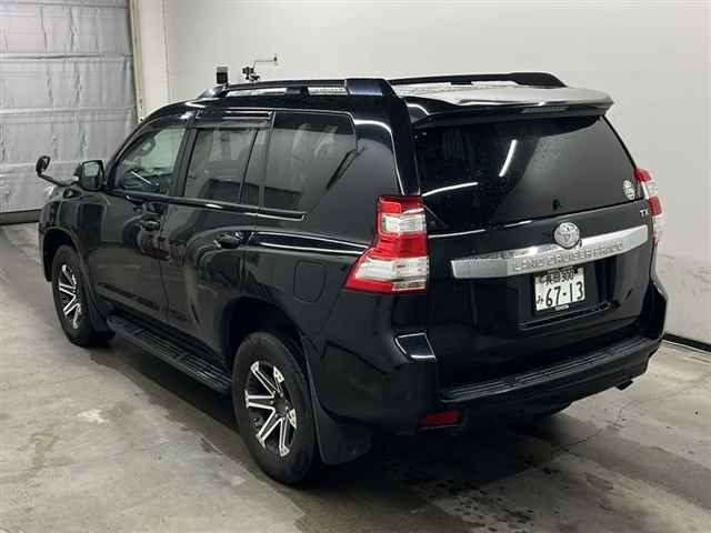 TOYOTA LAND CRUISER PRADO 2016
