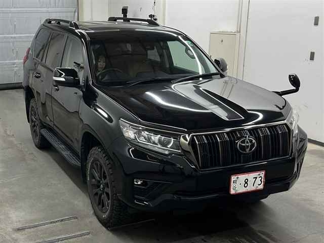 TOYOTA LAND CRUISER PRADO 2021
