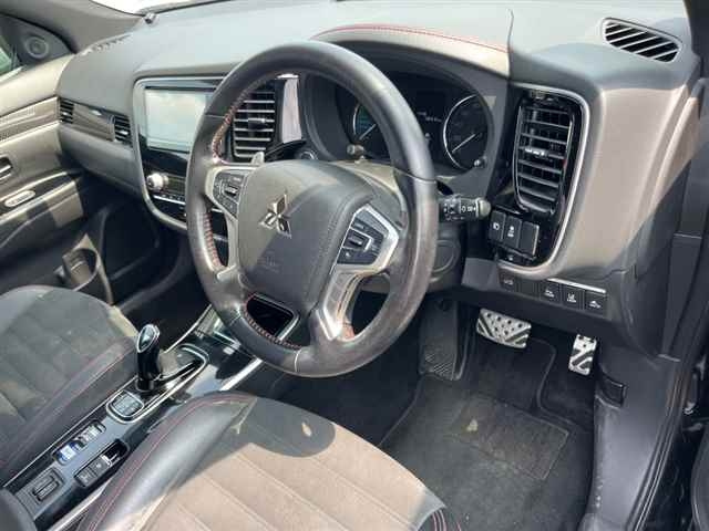 MITSUBISHI OUTLANDER PHEV 2021