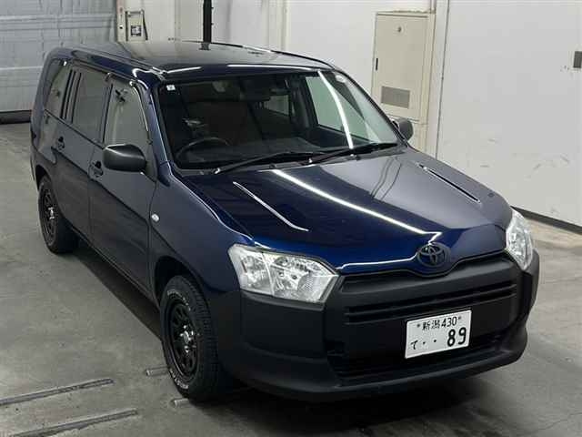 TOYOTA SUCCEED 2017