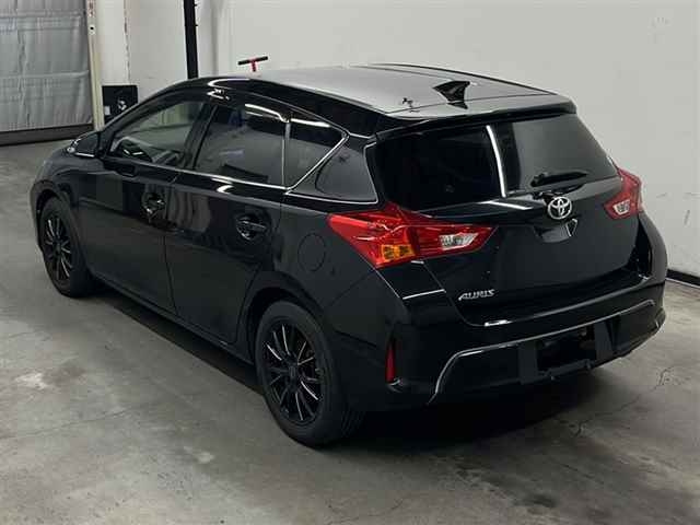TOYOTA AURIS 2014