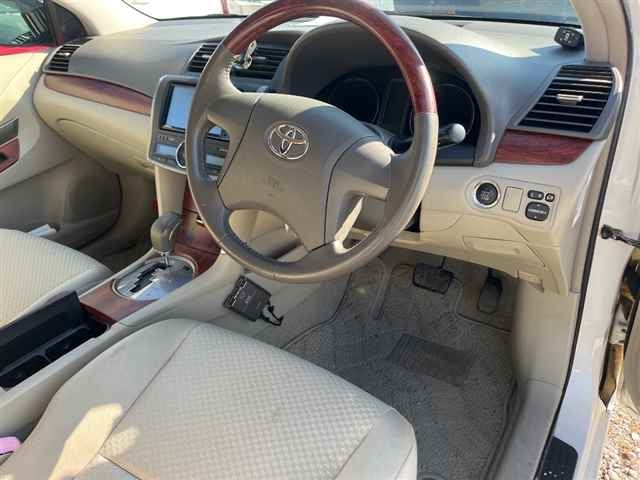 TOYOTA PREMIO 2010