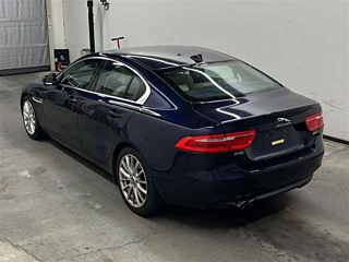 Заказать JAGUAR XE