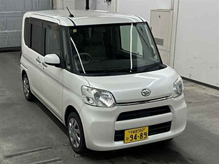 DAIHATSU TANTO 2014