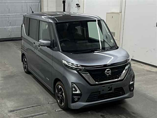 NISSAN ROOX 2021
