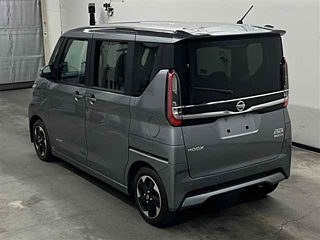 NISSAN ROOX 2021